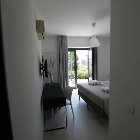 Martorana, E Short Let's Porto Empedocle