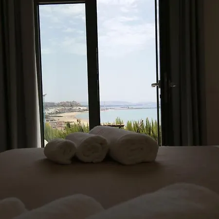 Martorana, E Short Let's Porto Empedocle