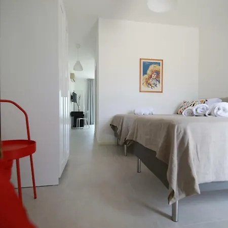 Martorana, E Short Let's Pensionat Porto Empedocle