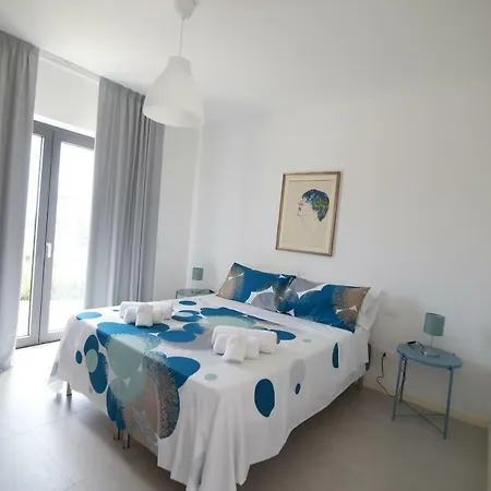 Martorana, E Short Let's Pensionat Porto Empedocle