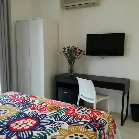 Pensionat Martorana, E Short Let's 4*