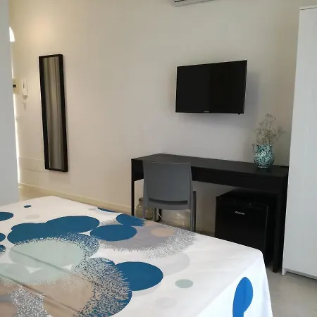 Martorana, E Short Let's Porto Empedocle