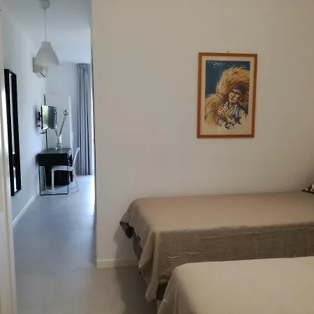 Pensionat Martorana, E Short Let's 4*