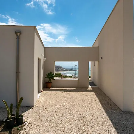 Martorana, E Short Let's 4*