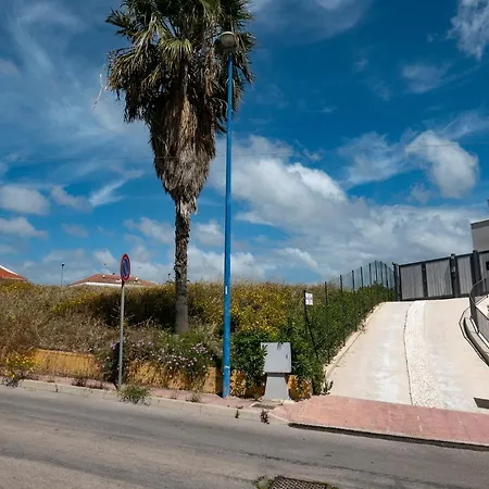 Martorana, E Short Let's 4* Porto Empedocle