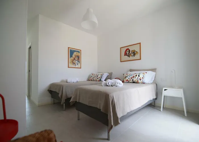 Martorana, E Short Let's Porto Empedocle